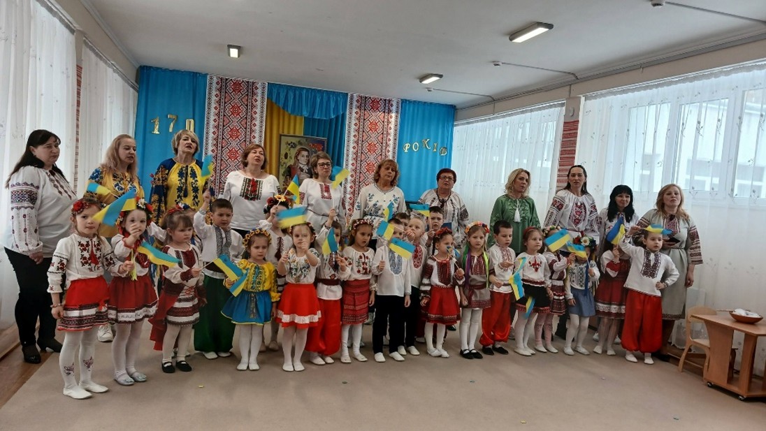 012 Заходи до ювілею Русової 4